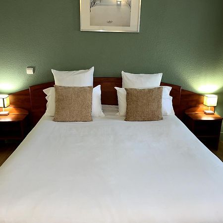 Hotel - Domaine De La Blanchardiere - Le Mans Changé Exteriör bild
