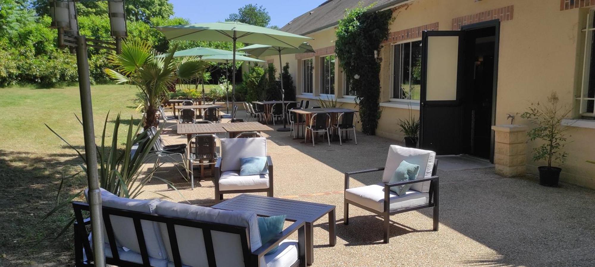 Hotel - Domaine De La Blanchardiere - Le Mans Changé Exteriör bild