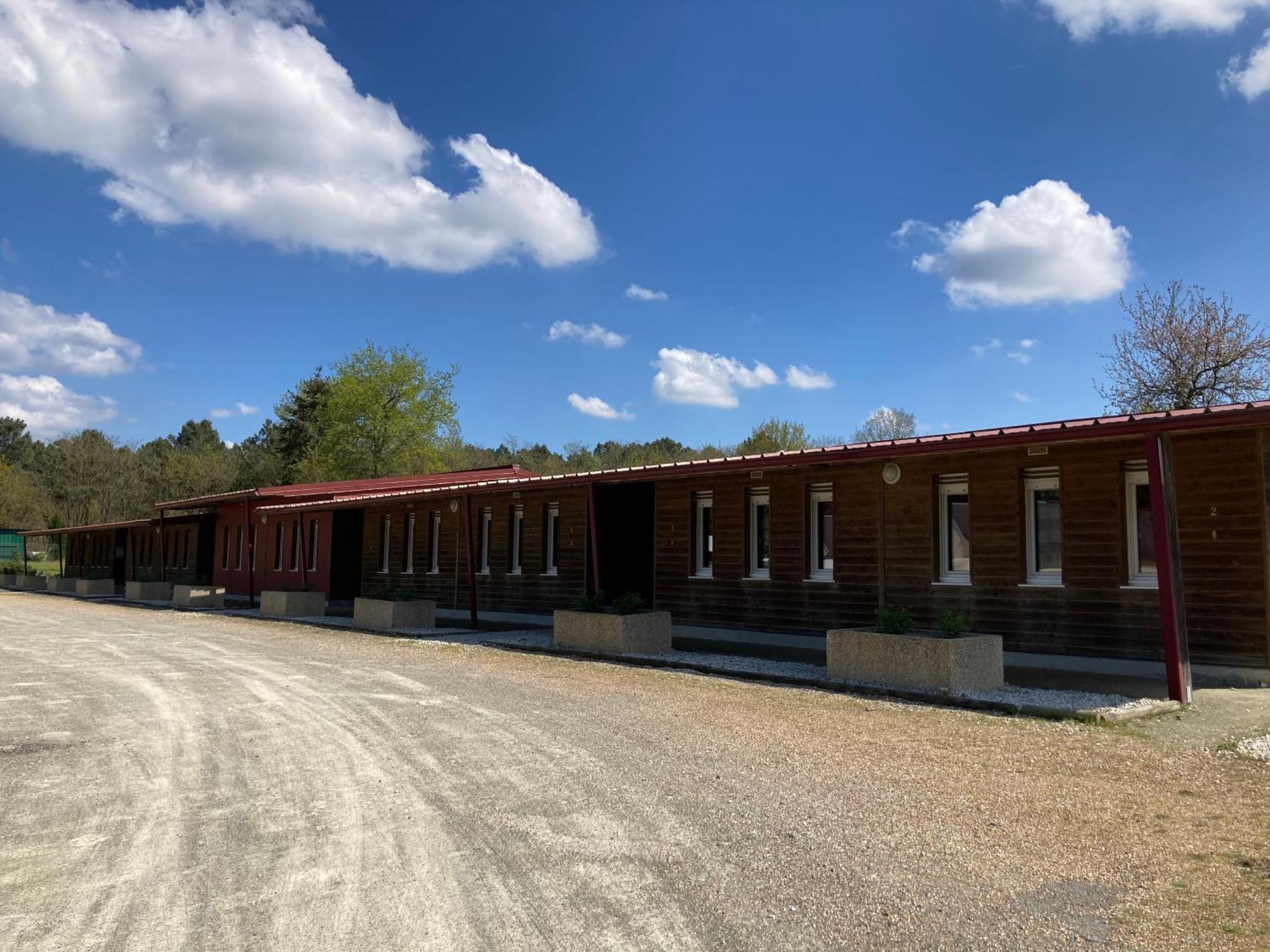 Hotel - Domaine De La Blanchardiere - Le Mans Changé Exteriör bild