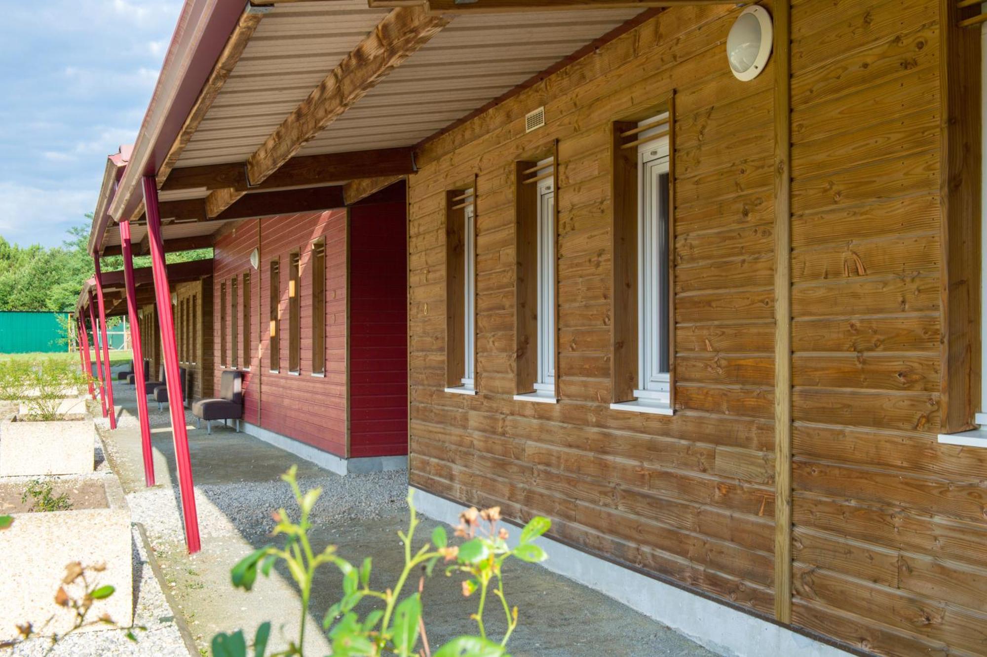 Hotel - Domaine De La Blanchardiere - Le Mans Changé Exteriör bild